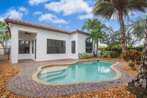 Pembroke Pines FL 33024