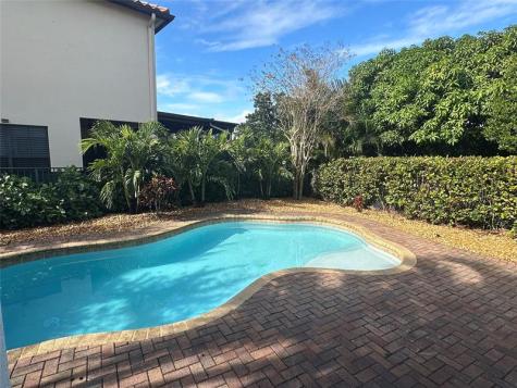 Pembroke Pines FL 33024