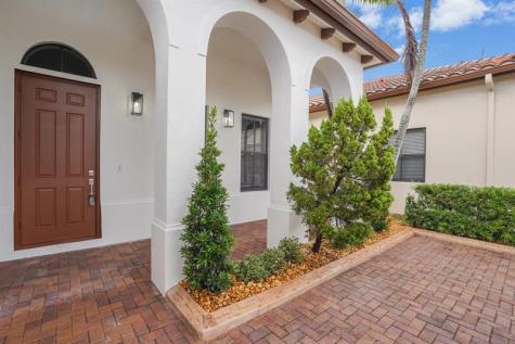 Pembroke Pines FL 33024