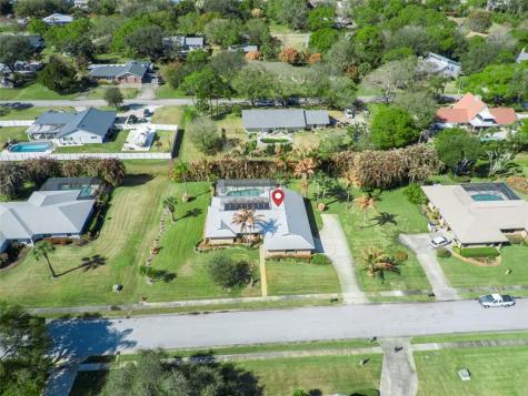 915 32ND Avenue Vero Beach FL 32960