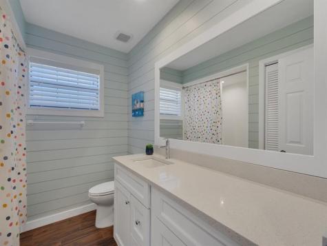915 32ND Avenue Vero Beach FL 32960