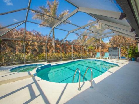 915 32ND Avenue Vero Beach FL 32960