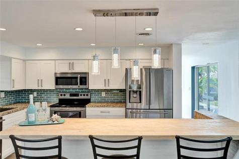1710 SW 6th Avenue Pompano Beach FL 33060