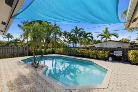 517 SE 7th Avenue Deerfield Beach FL 33441