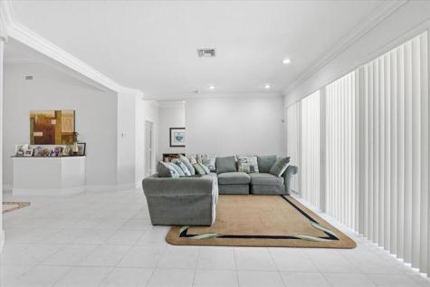 517 SE 7th Avenue Deerfield Beach FL 33441