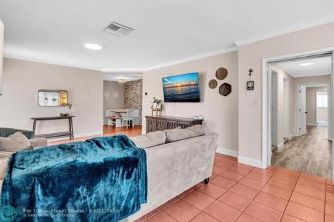 1311 NE 42nd Street Oakland Park FL 33334