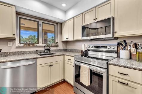 1311 NE 42nd Street Oakland Park FL 33334