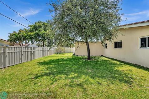 1311 NE 42nd Street Oakland Park FL 33334
