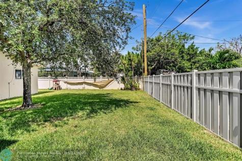 1311 NE 42nd Street Oakland Park FL 33334