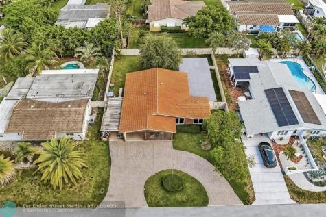 1311 NE 42nd Street Oakland Park FL 33334
