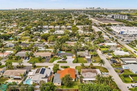 1311 NE 42nd Street Oakland Park FL 33334