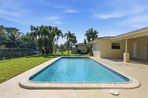 1430 NW 73 Avenue Plantation FL 33313