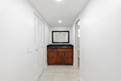 1430 NW 73 Avenue Plantation FL 33313