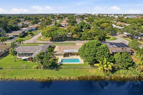 1430 NW 73 Avenue Plantation FL 33313