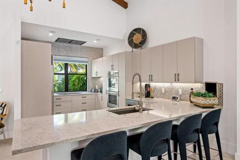 539 NE 10th Avenue Fort Lauderdale FL 33301