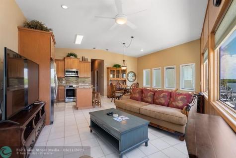 392 Nettles Boulevard Jensen Beach FL 34957