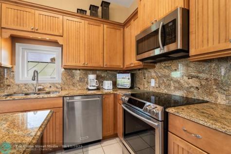 392 Nettles Boulevard Jensen Beach FL 34957