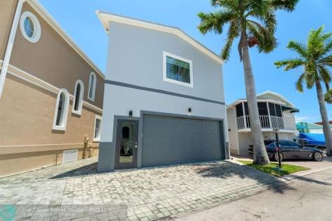 392 Nettles Boulevard Jensen Beach FL 34957
