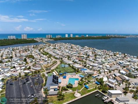 392 Nettles Boulevard Jensen Beach FL 34957