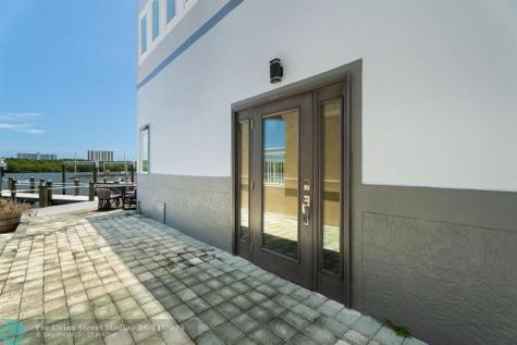 392 Nettles Boulevard Jensen Beach FL 34957