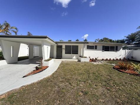 607 N Golf Drive Hollywood FL 33021