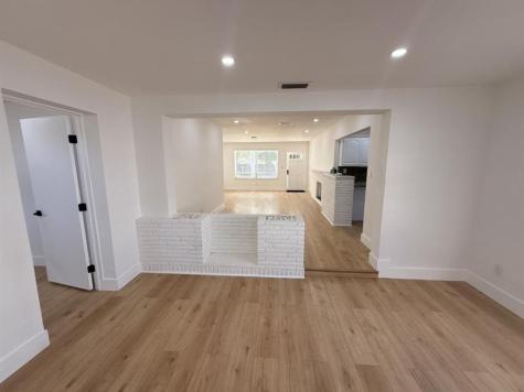 607 N Golf Drive Hollywood FL 33021