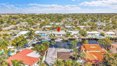 220 SE 10th Street Pompano Beach FL 33060