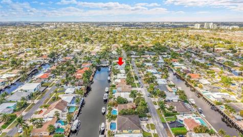 220 SE 10th Street Pompano Beach FL 33060