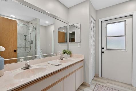 2689 Oak Tree Drive Fort Lauderdale FL 33309