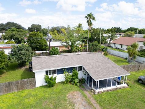 2011 SW 97th Terrace Miramar FL 33025