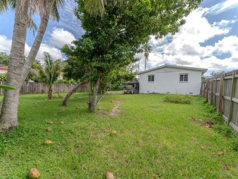 2011 SW 97th Terrace Miramar FL 33025