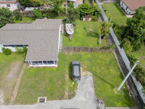 2011 SW 97th Terrace Miramar FL 33025