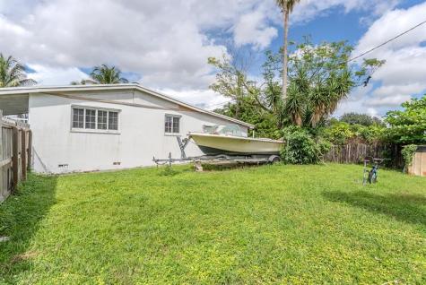 2011 SW 97th Terrace Miramar FL 33025