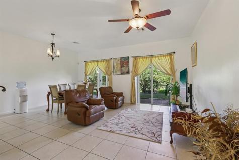 9153 Sedgewood Drive Lake Worth FL 33467