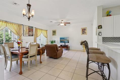9153 Sedgewood Drive Lake Worth FL 33467