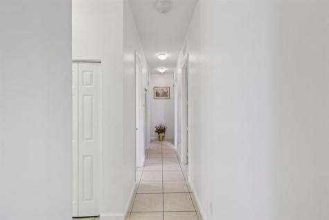9153 Sedgewood Drive Lake Worth FL 33467