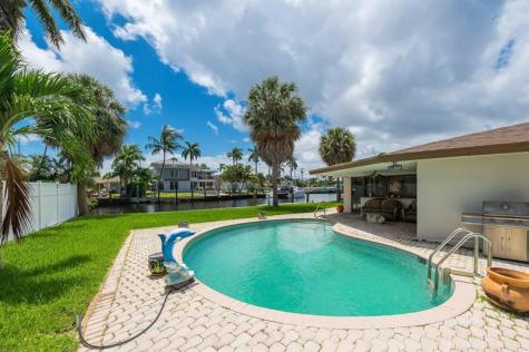 2200 SE 8th Street Pompano Beach FL 33062