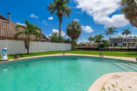 2200 SE 8th Street Pompano Beach FL 33062
