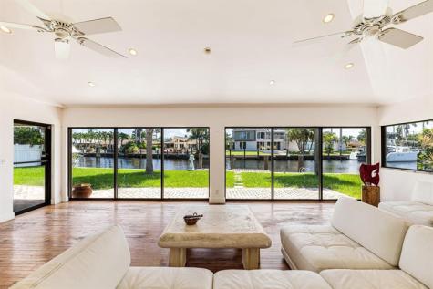 2200 SE 8th Street Pompano Beach FL 33062