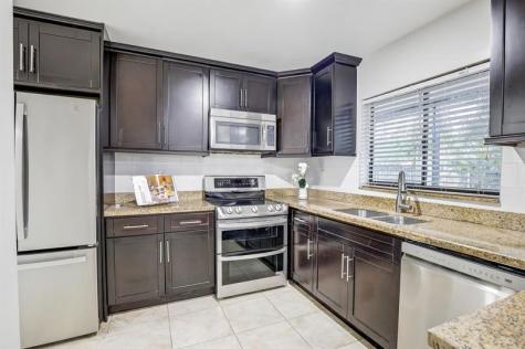 3930 SW 82nd Terrace Davie FL 33328