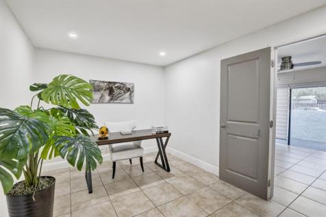 3930 SW 82nd Terrace Davie FL 33328