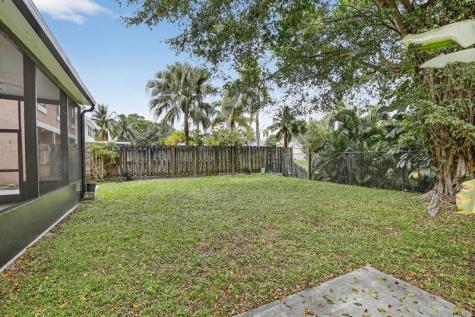 3930 SW 82nd Terrace Davie FL 33328