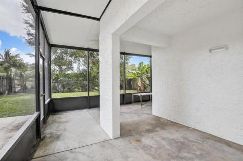 3930 SW 82nd Terrace Davie FL 33328