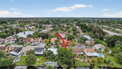 3930 SW 82nd Terrace Davie FL 33328