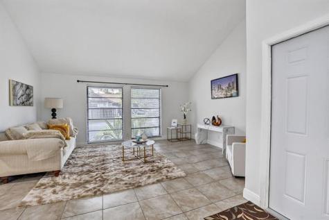 3930 SW 82nd Terrace Davie FL 33328