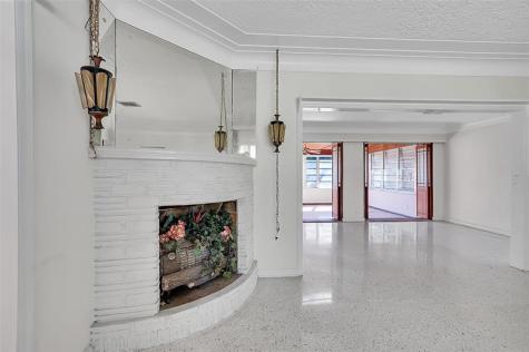 917 N 17th Avenue Hollywood FL 33020