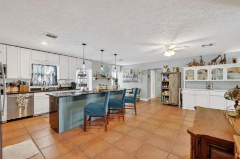 1773 NE 24th Jensen Beach FL 34957
