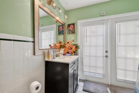 1773 NE 24th Jensen Beach FL 34957