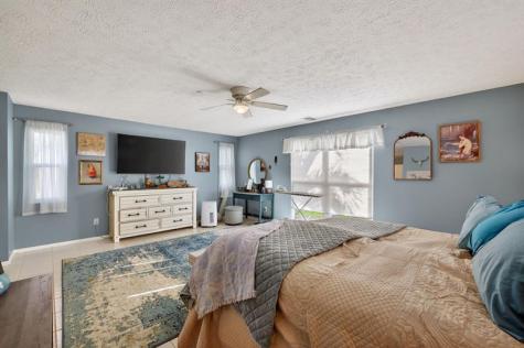 1773 NE 24th Jensen Beach FL 34957
