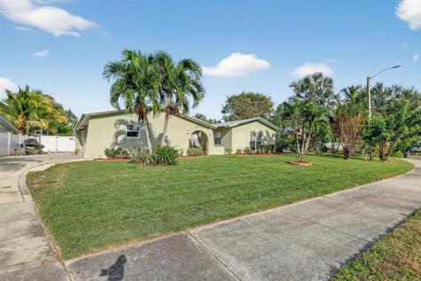 1773 NE 24th Jensen Beach FL 34957